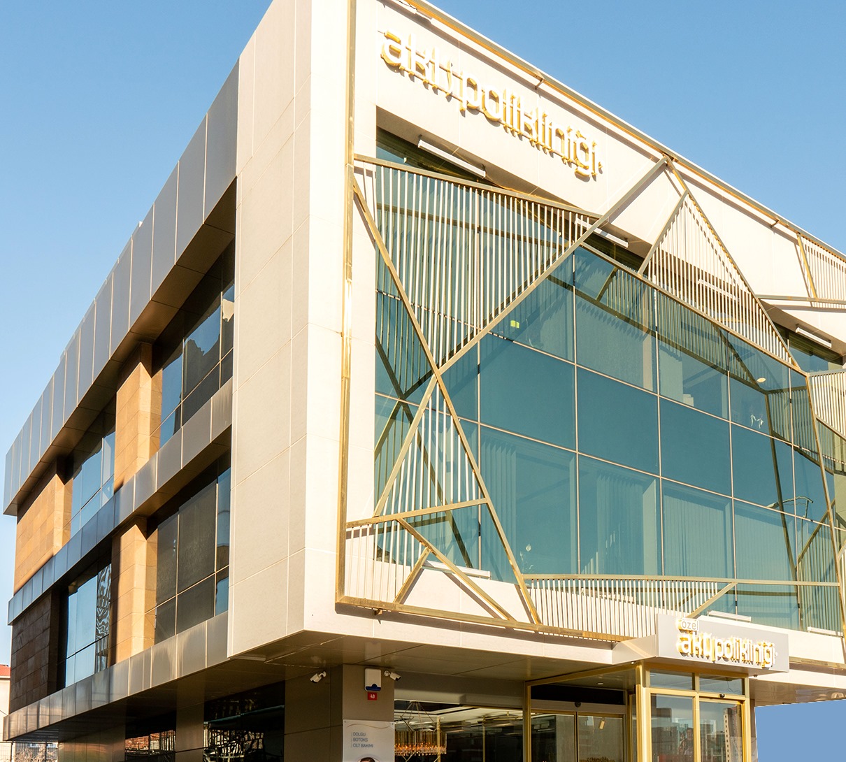 AKL - Hair Transplant Policlinic